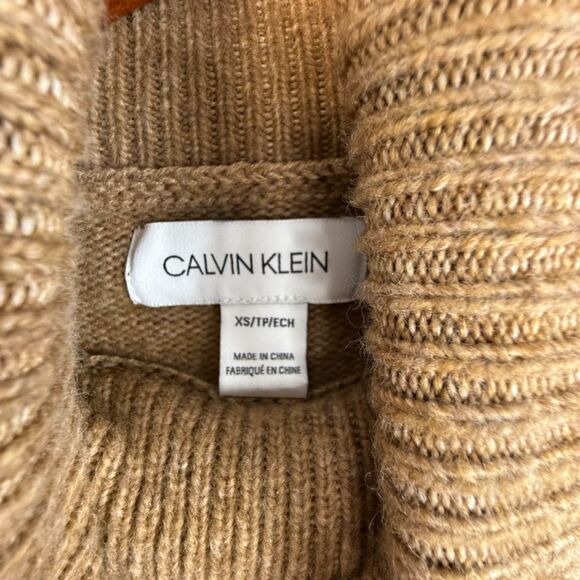 Oversized Calvin Klein Turtleneck Sweater - Picture 3 of 6